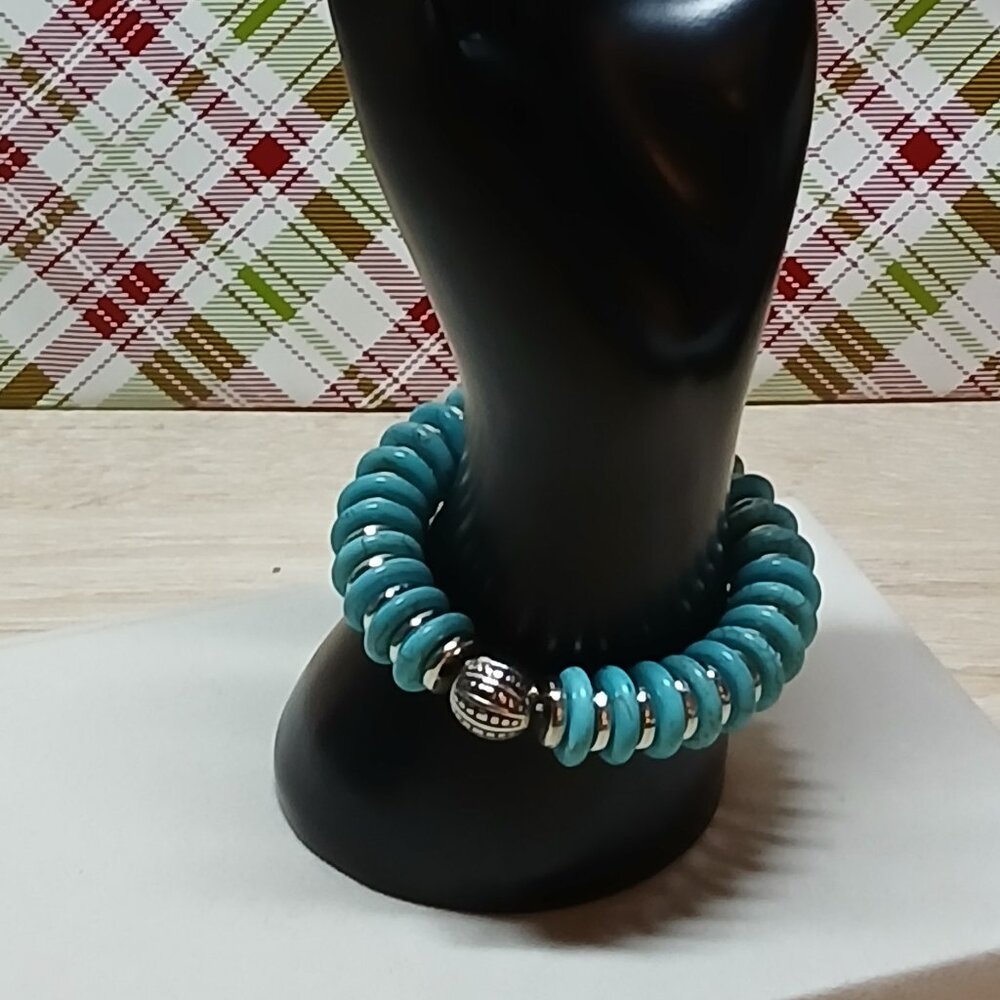 Hand Made Turquoise & Silver Tone Beaded Bracelet Fashion Jewelry #49